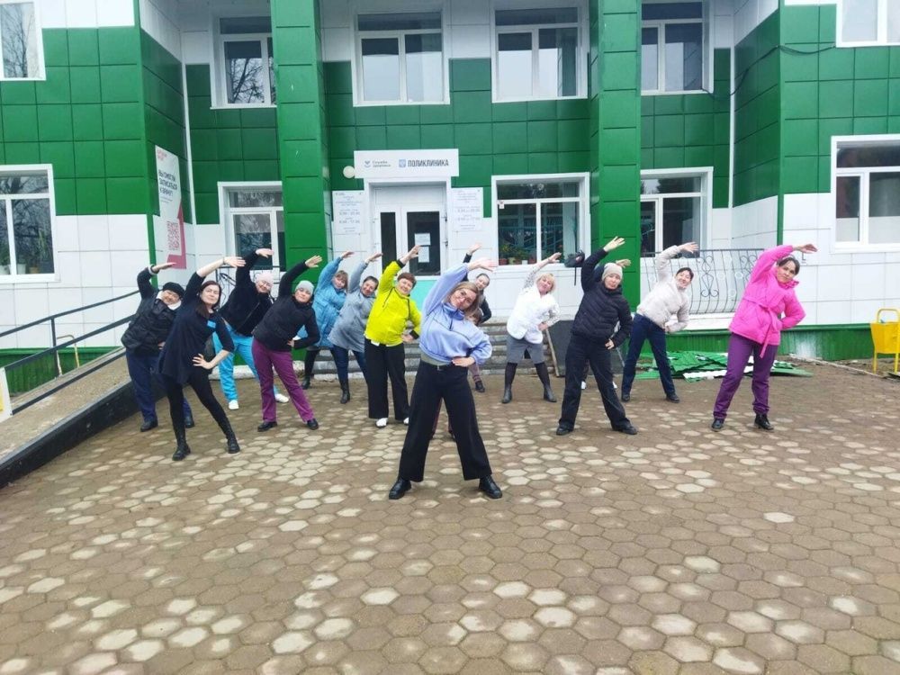 7 апреля 2025 года, в нашем дружном коллективе состоялась зарядка под лозунгом "Будь здоров!"