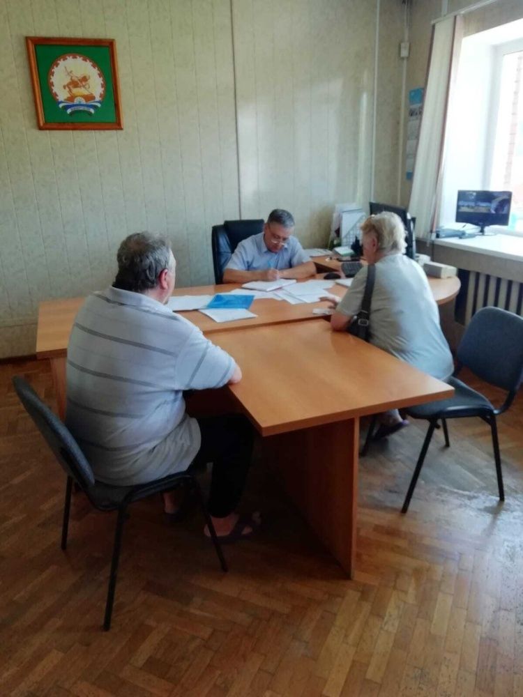 Главный врач Караидельской центральной районной больницы провёл очередной личный приём граждан