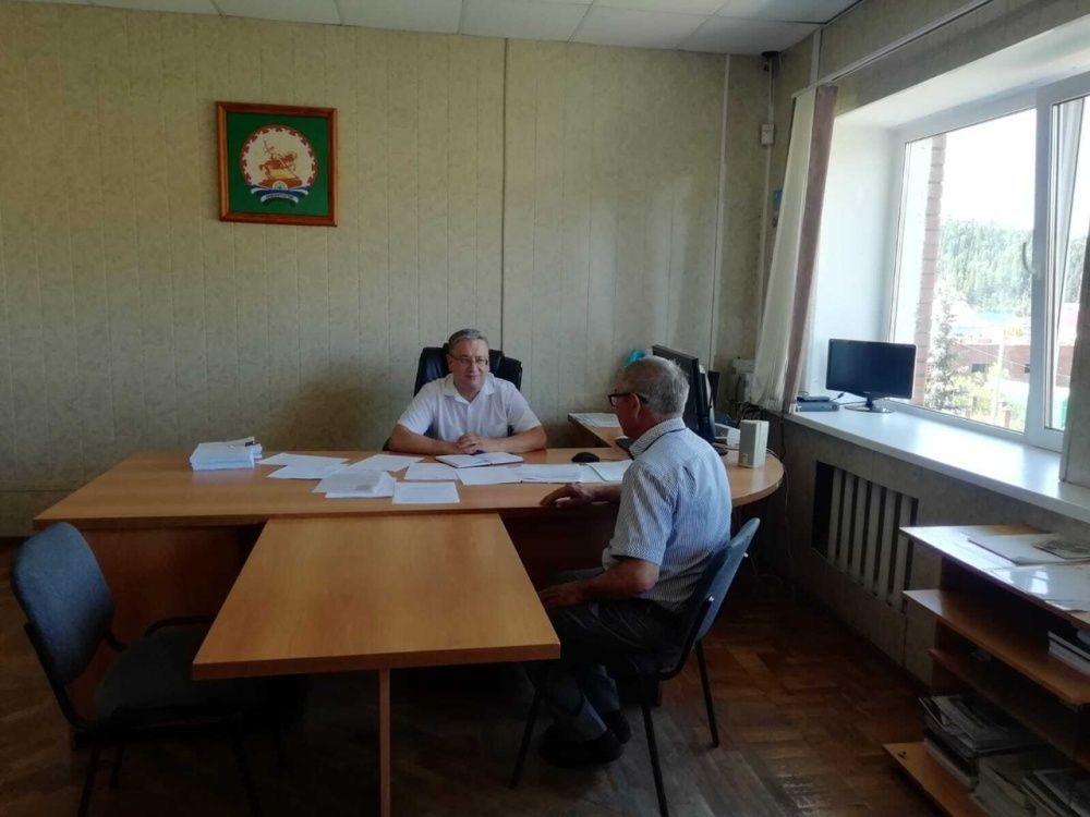 Главный врач провел прием граждан
